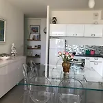 아파트 F3 Vue Avec Piscine *